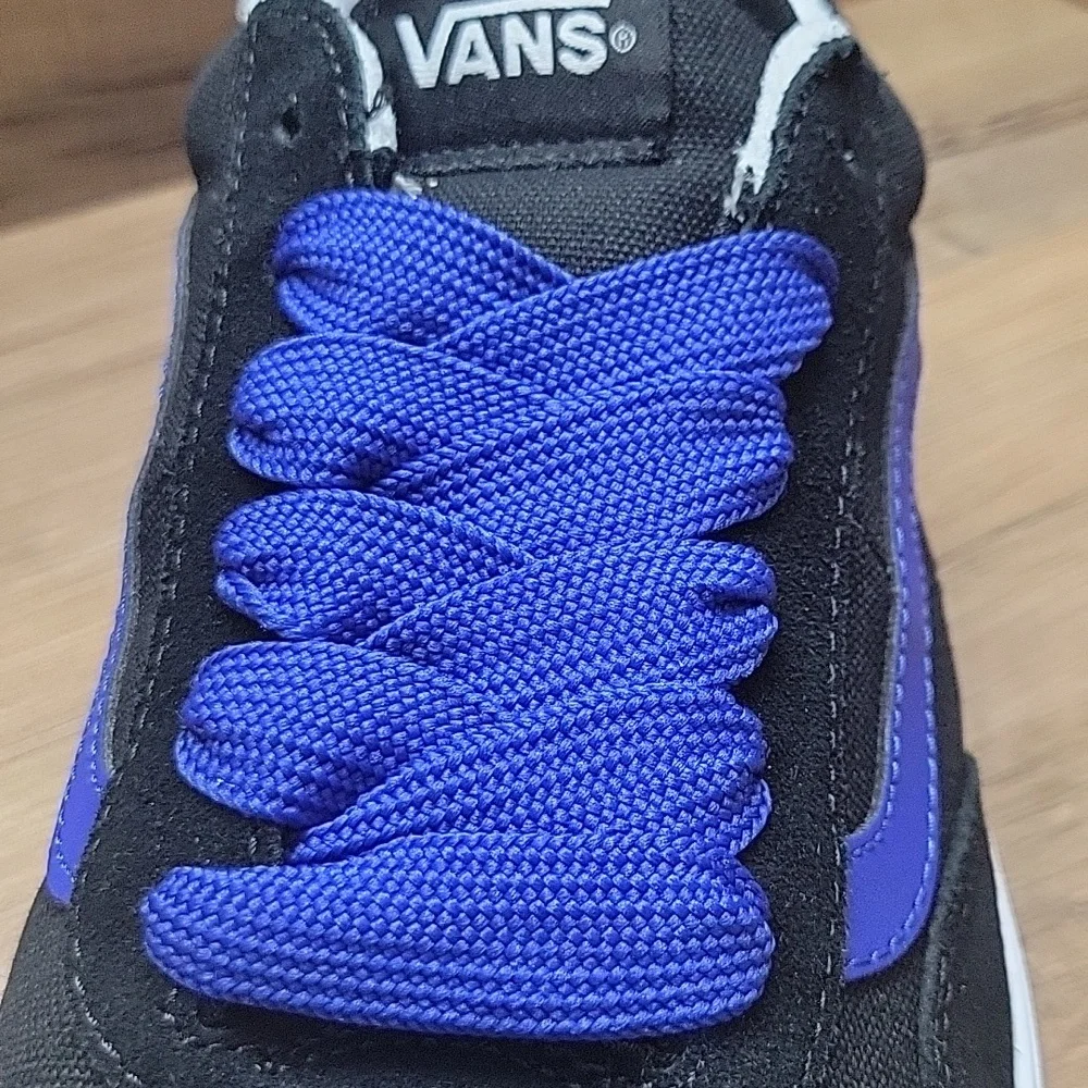 Van's Cruze Too Cc Brand new in the box authentic uper leather and textile.